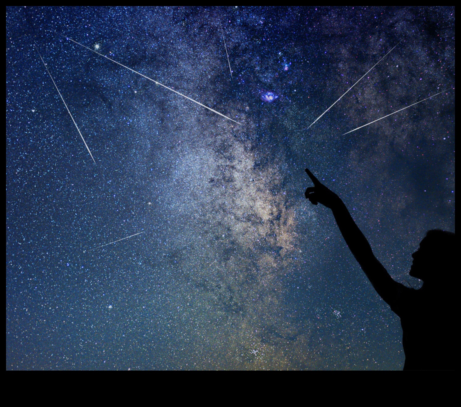 سواريه مرصعه بالنجوم: احتفال سماوي بالنجوم النجمية