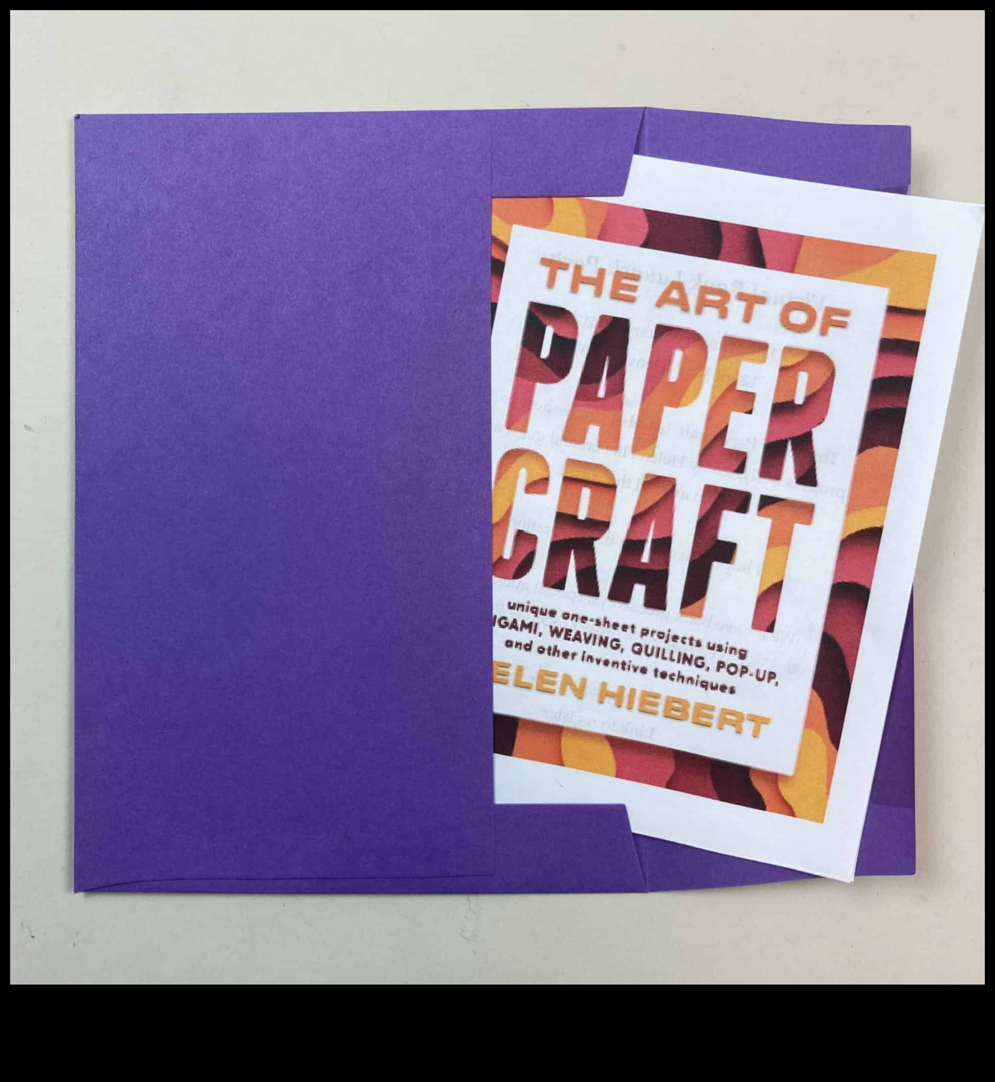 صناعة الورق باستخدام الطباعة: إنشاء الكلمات كفن