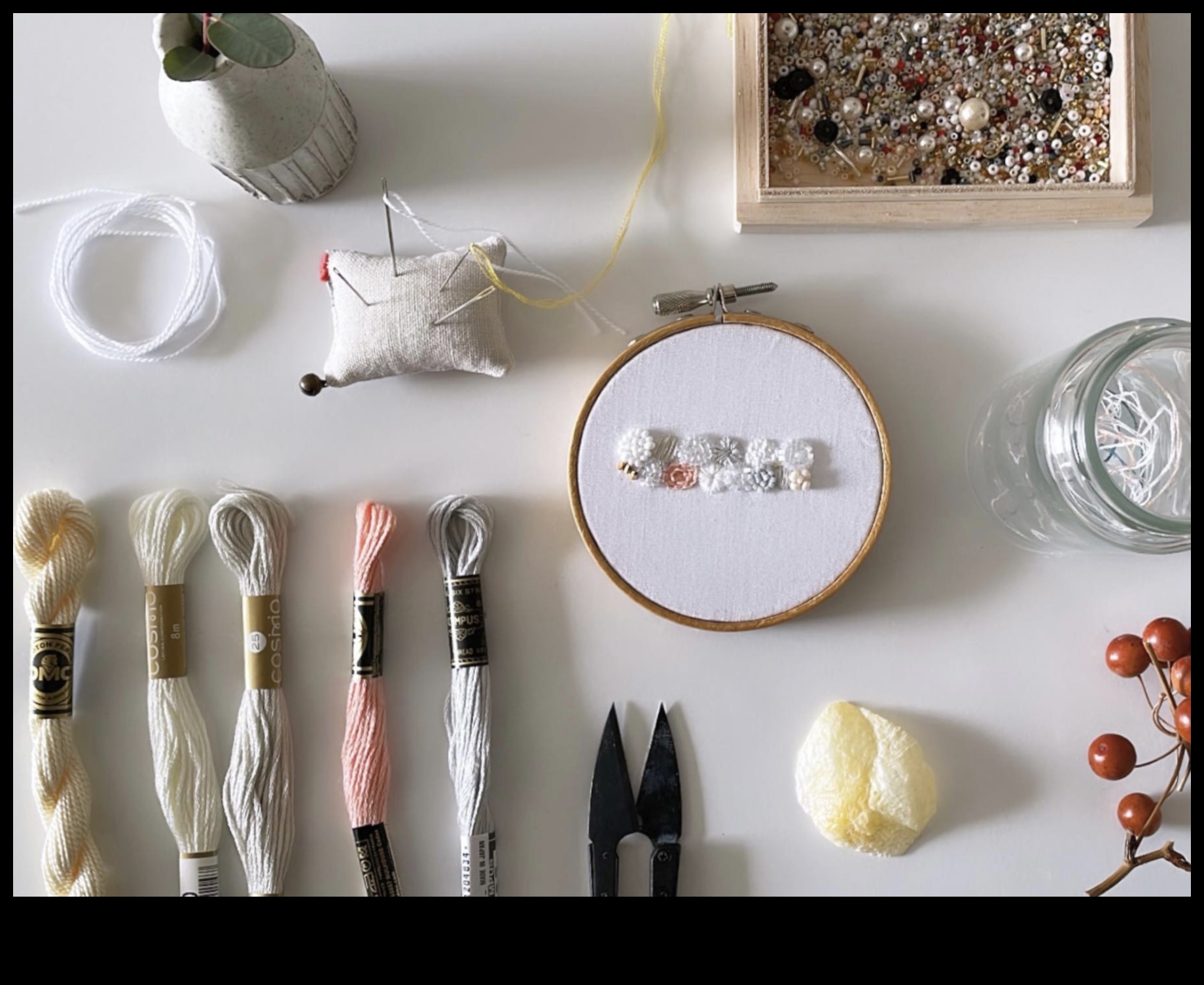 إكسسوارات مطرزة يمكنك صنعها بنفسك لتحسين أسلوبك 1 بيتزا شخصية: إكسسوارات DIY مع تطريز مخصص